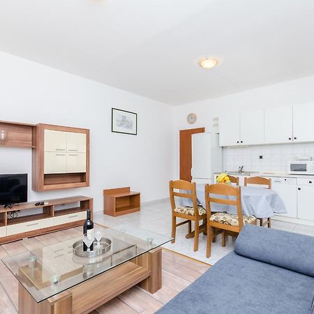 Apartments And Rooms Iva トロギール エクステリア 写真