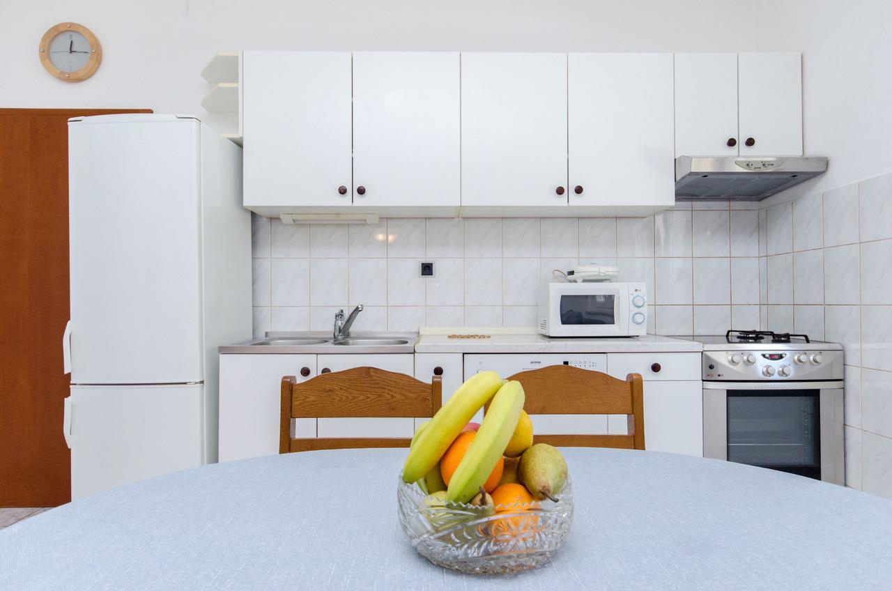 Apartments And Rooms Iva トロギール エクステリア 写真
